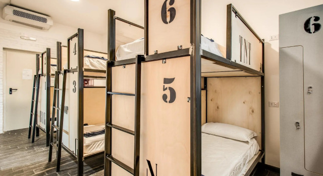 Кровать в общем номере (мужской номер) Hostel Trastevere 2