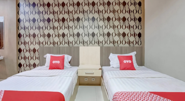 Standard Twin room OYO Flagship Tembok Batu Residence