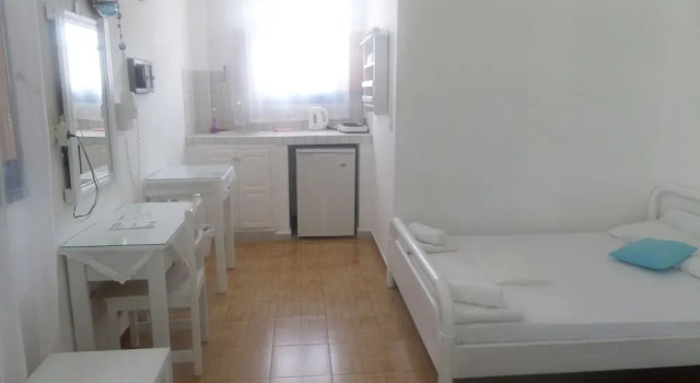 Студия с балконом Princess Santorini Villa