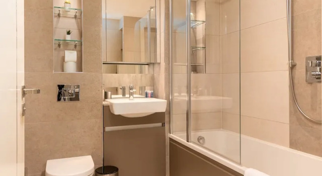 Люкс Superior LT Riverview Apartments - Greenwich