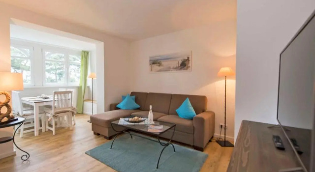 Villa "Freia" F 404 WG 11 mit direktem Meerblick und Balkon
