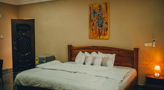 Milady Hotel