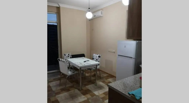 Апартаменты Kvartira dvuhkomnatnaja v Batumi, 10 minut do morja
