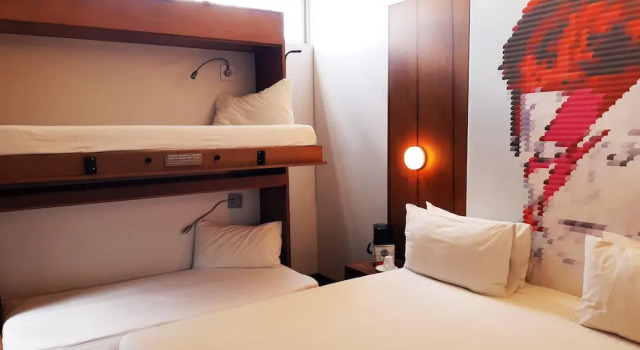 Трёхместный семейный номер Standard Ikonik Hotel Puebla