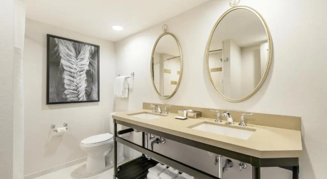 Двухместный номер Deluxe Galt House Hotel, A Trademark Collection Hotel