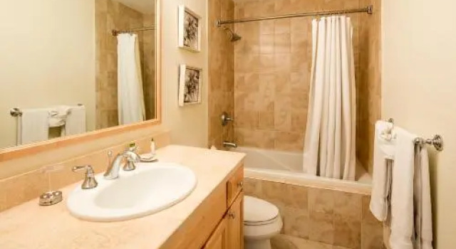 South Bay Beach Club Villa 5, Prenota Villa Cottage a Grand Cayman, Cottage
