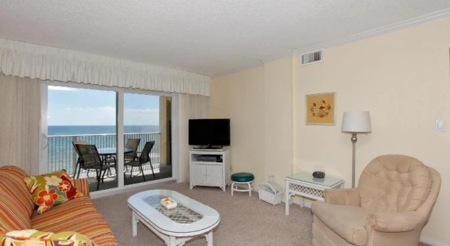 Regency Towers, Book Hotel Hoteller i Lower Grand Lagoon med parkering, Parkering
