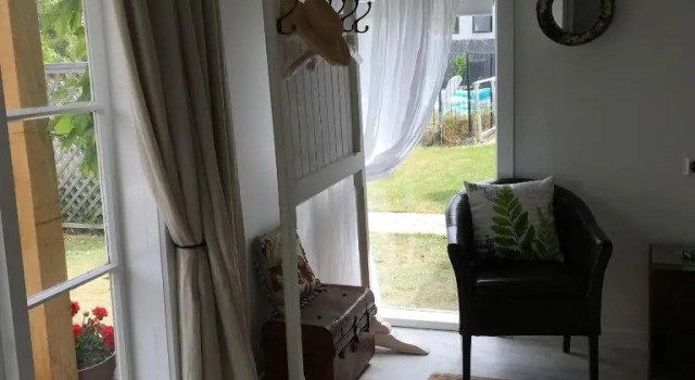 Beautiful Bungalow CBD, Забронировать Отель Бленем Мальборо