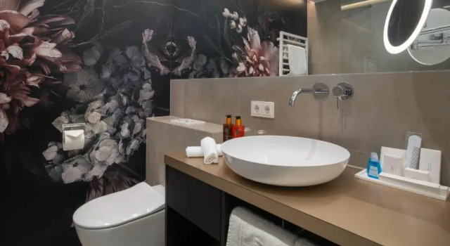 Одноместный номер Standard с балконом Hotel Bergkristall Oberlech