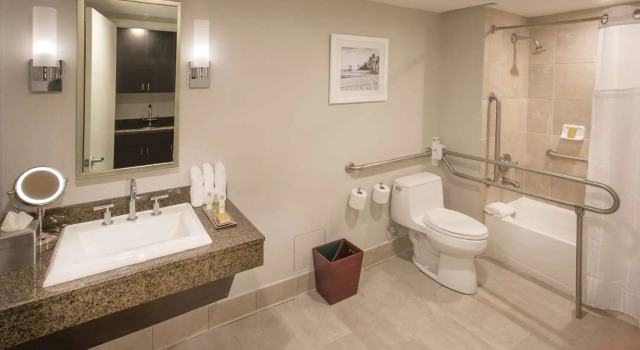 Номер Standard DoubleTree Resort by Hilton Hollywood Beach