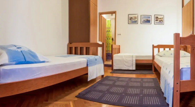 Guest House Marija, Reserva ahora Hostal o pensión Hoteles en Croatian Islands con aparcamiento, Aparcamiento