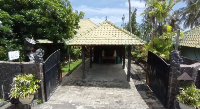 Вилла Absolute Beachfront Private Villa sleeps 6 with Infinity Pool on 1200m2 of Tropical Land