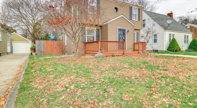 Walk to Adrian College: Family Home in Michigan, Boek Vakantiehuis Adrian Michigan