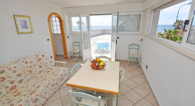 Villa Sunset, Prenota Villa Cottage a Racale, Cottage
