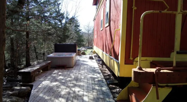Livingston Junction Cabooses and Cabin, Varaa Hotelli Eureka Springs 