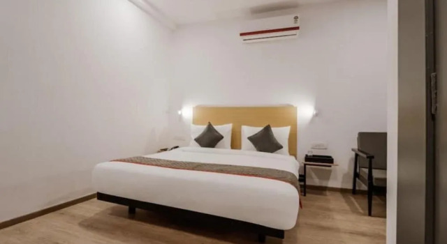Hotel Satya Townhouse, Забронировать Отель Отели штата Махараштры 3 звезды, 3*