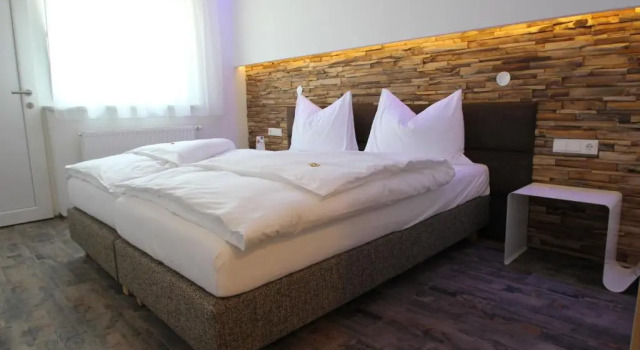 Deluxe chambre Burg Rooms - 24h Self-Check-in