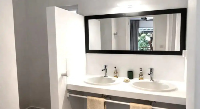 Номер Deluxe Sous le Badamier Quiet Boutique Hotel with Pool near Grand Baie