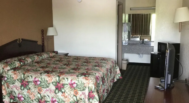 Двухместный номер Deluxe Americas Best Value Inn Goodlettsville Nashville N