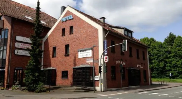 Hotel Kösters, Забронировать Отель Шлос-Хольте-Штукенброк Teutoburg Forest