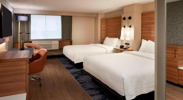 Двухместный номер Standard Fairfield Inn by Marriott Montreal Downtown
