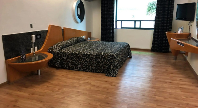Hotel & Villas Pasadena IMPUESTOS NO INCLUIDOS EL PAGO ES DIRECTAMENTE EN EL HOTEL check in hasta 21 horas, Забронировать Отель Мехико Мексико, рядом с Микскоак