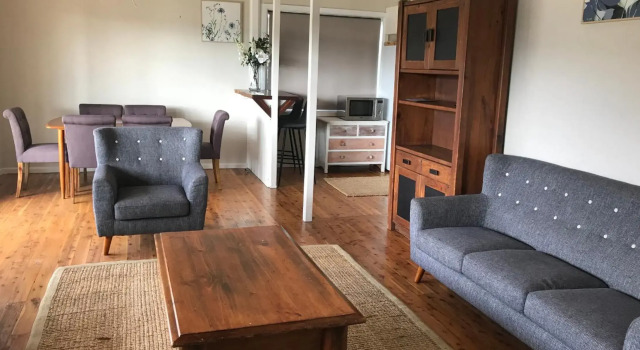 3 Bedroom Lakeview Cottage with Drying/Bike Room, Забронировать Дом для отпуска Джиндабайн Kosciuszko National Park