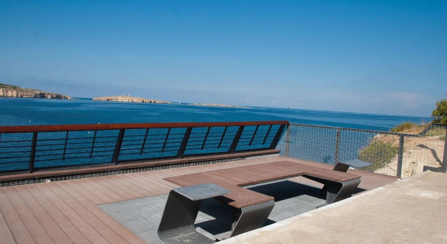 Blue Harbour 1 Seafront Holiday 2-bedroom Apartment With Terrace St Pauls Bay, Buchen Sie Ferienwohnung St. Paul's Bay Malta