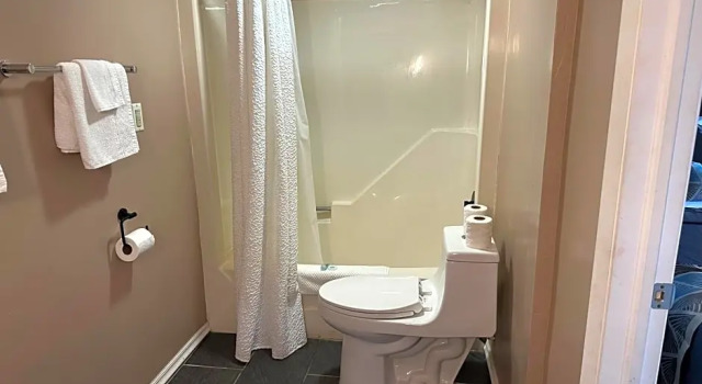 Номер Standard с балконом Sunrise Inn Hershey