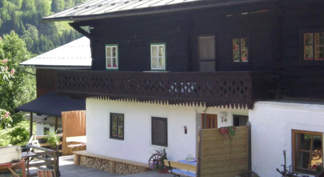 Lehen (EIT100), Забронировать Отель  