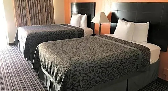 Четырёхместный номер Standard La Quinta Inn Jacksonville Baymeadows