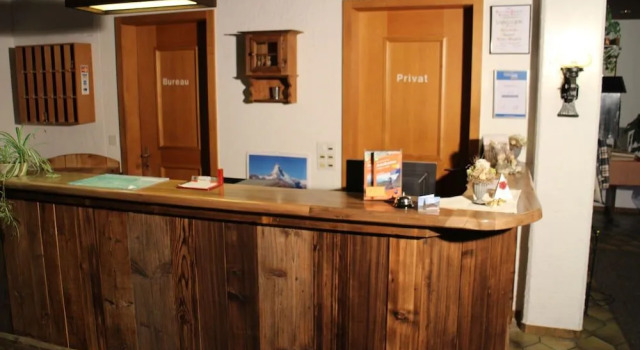 Hotel Restaurant Rustica, Buchen Sie Hotel Frutigen 