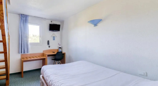 Семейный номер Standard Brit Hotel Essentiel Saint-Flour