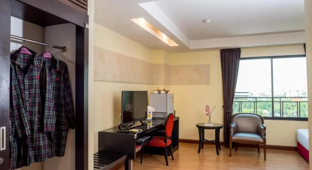 Семейный номер Standard Atrium Boutique Hotel