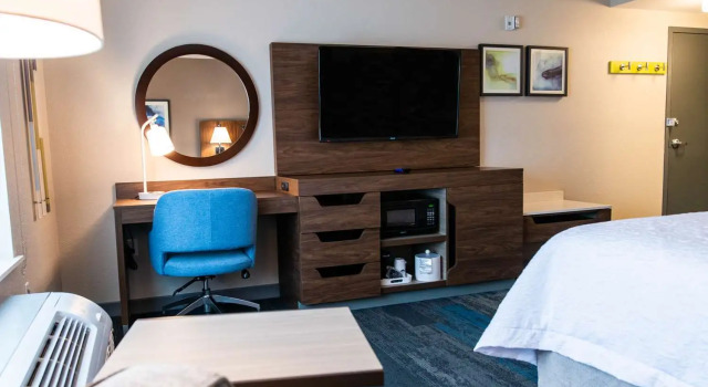 Номер Standard Hampton Inn Paris IL, IL