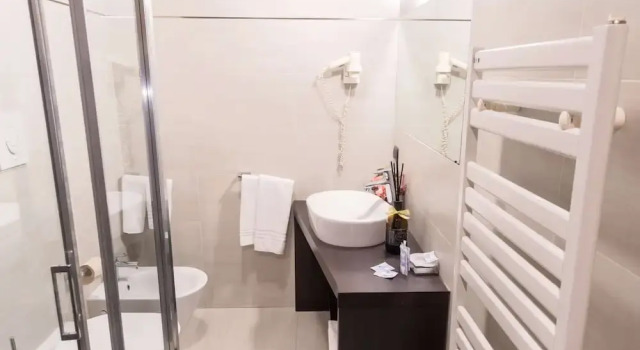 hotel ferrari milano, Book Hotel Carugate Lombardy