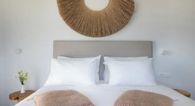 Sueno Studios and Apartments