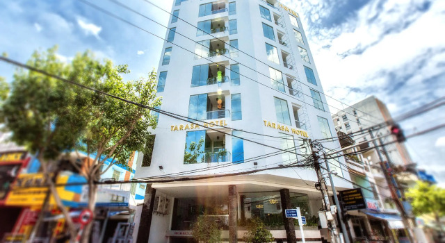 Big Home Hotel Da Nang, Reservar Hotel Da Nang , perto de Chi Lang Stadium
