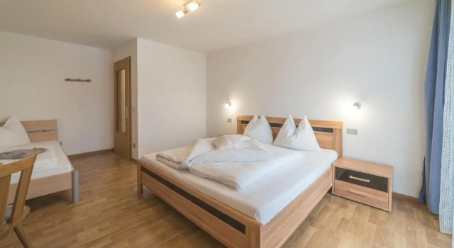 Апартаменты с 2 комнатами с балконом и с видом на горы Residence Ortlerhof