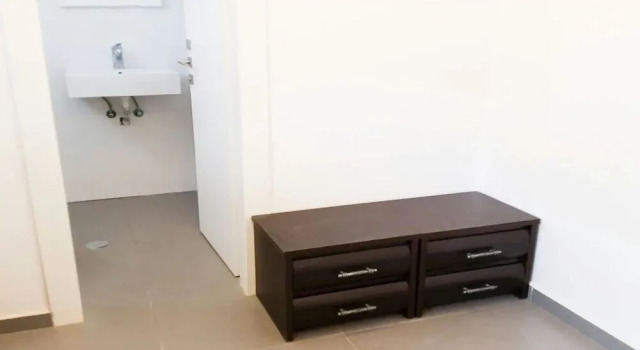 Luxury apt heart  Bat-Yam 3 m walk beach, Prenota Appartamento Bat Yam Tel Aviv Distretto