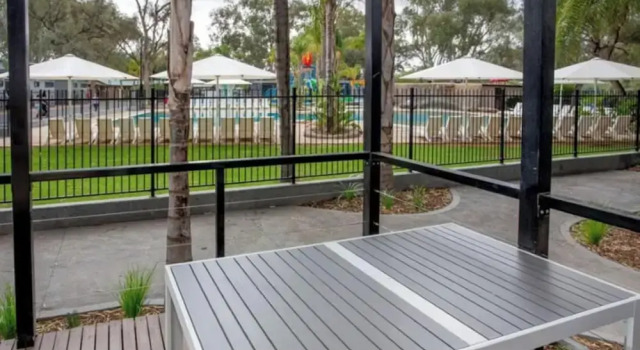 Номер Superior с 2 комнатами с видом на бассейн Discovery Parks - Renmark Riverfront