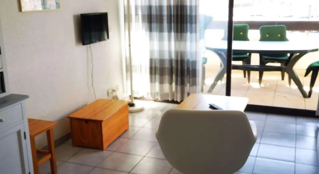 Appartement Port Barcarès, 2 pièces, 4 personnes - FR-1-195-10, Book Lejlighed Hoteller i Corbières med parkering, Parkering