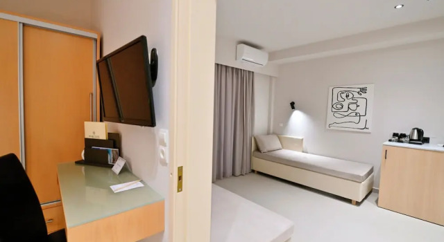 Полулюкс c 1 комнатой с балконом Aphrodite Beach