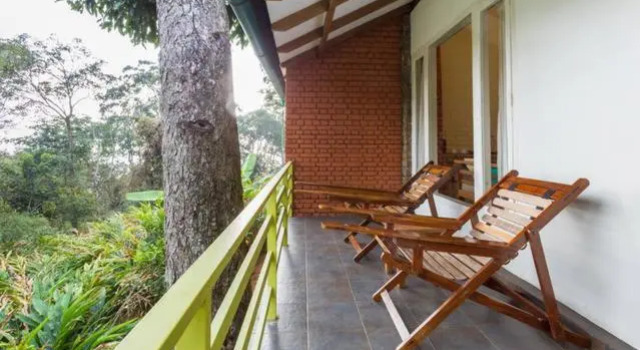 Двухместный номер Superior Neelakurunji Plantation Munnar