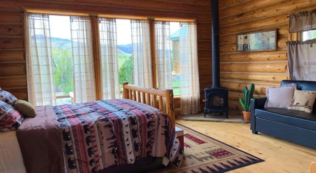Люкс Yellowstone Cutthroat Guest Ranch