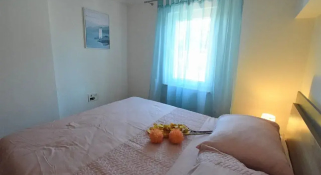 Pero - Free Parking - A1- Žuti, Book Hotel Hoteller i Pasman Island med parkering, Parkering