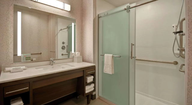 Двухместный номер Standard Home2 Suites by Hilton Wichita Northeast