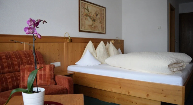 Номер Comfort Hotel Hubertus