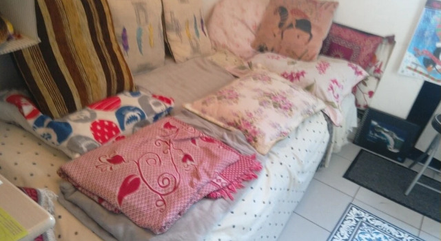 Nice Independent Comfortable Studio for one Couple Full Heart of Paris #2, Забронировать Отель Париж Иль-де-Франс, рядом с Станция метро Rambuteau