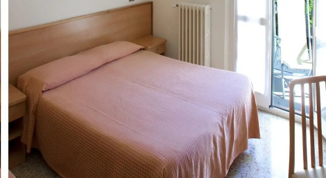 Albergo Moretti, Rezervovat Hotel Hotely v Romagna s parkováním, Parkování